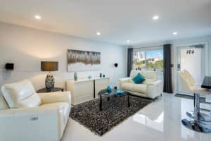 1030 9th St APT 404, Miami Beach, FL 33139, Sold 08/19/22