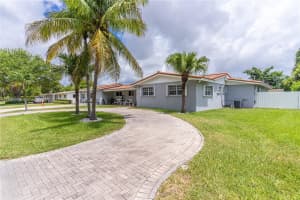 8345 SW 90th St, Miami, FL 33176, Sold 08/30/22