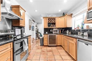 8345 SW 90th St, Miami, FL 33176, Sold 08/30/22