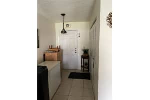 9375 Fontainebleau Blvd APT L102, Miami, FL 33172, Sold 10/24/22