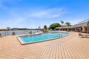 18555 NE 14th Ave APT 619, Miami, FL 33179, Sold 11/03/22
