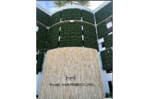 16385 Biscayne Blvd #1602, North Miami Beach, FL 33160, Sold 10/28/22
