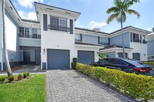 3521 NW 13th St, Lauderhill, FL 33311, Sold 08/26/22