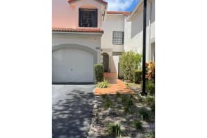 3525 Magellan Cir APT 623, Aventura, FL 33180, Sold 09/21/22
