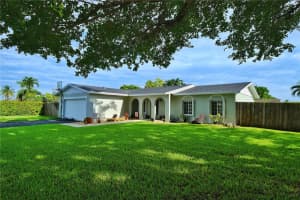 12901 SW 83rd St, Miami, FL 33183, Sold 09/20/22