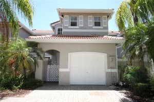 1120 Cliffrose St, Hollywood, FL 33019, Sold 09/08/22