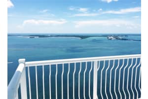 1200 Brickell Bay Dr PH 4302, Miami, FL 33131, Sold 11/28/22