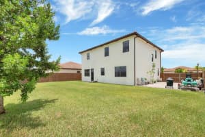 2461 SE 2nd St, Homestead, FL 33033, Sold 09/21/22