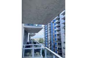 5091 NW 7th St APT 815, Miami, FL 33126, Sold 08/22/22
