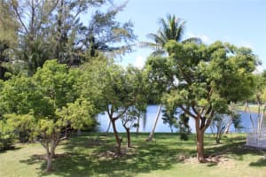 8200 SW 210th St APT 110, Cutler Bay, FL 33189, Sold 10/05/22