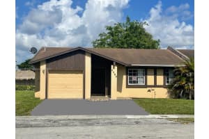 3360 E Meadows Cir, Miramar, FL 33025, Sold 08/15/22