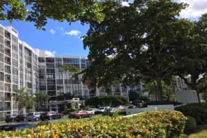 1000 Parkview Dr APT 523, Hallandale Beach, FL 33009, Sold 06/10/23