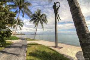 2 Grove Isle Dr B1207, Miami, FL 33133, Sold 12/09/22