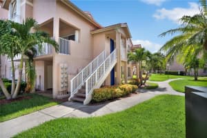 10451 SW 157th Pl APT 207, Miami, FL 33196, Sold 11/01/22