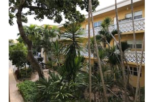 815 Middle River Dr APT 204, Fort Lauderdale, FL 33304, Sold 02/23/23