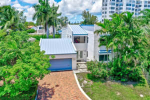 2089 NE 121st Rd, North Miami, FL 33181, Sold 09/19/22