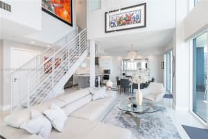 60 SW 13th St #5210, Miami, FL 33130, Sold 11/28/22