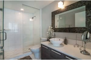 2950 NE 188th St APT 536, Aventura, FL 33180, Sold 09/12/22