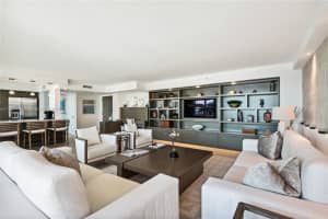 90 Alton Rd, Miami Beach, FL 33139, Sold 09/15/22