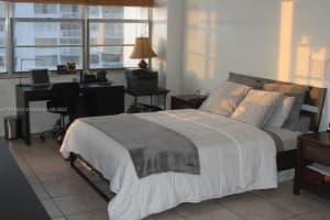 18041 Biscayne Blvd APT 1701, Aventura, FL 33160, Sold 11/03/22