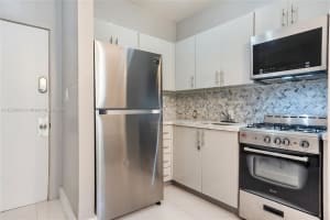1320 Drexel Ave APT 304, Miami Beach, FL 33139, Sold 12/18/22