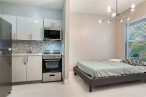 1320 Drexel Ave APT 304, Miami Beach, FL 33139, Sold 12/18/22