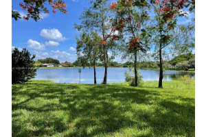 5241 SW 139th Ct, Miami, FL 33175, Sold 08/11/22