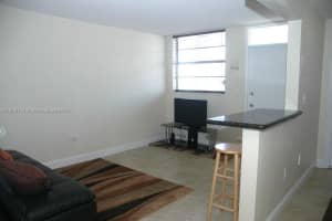 335 Collins Ave APT 403, Miami Beach, FL 33139, Sold 11/18/22