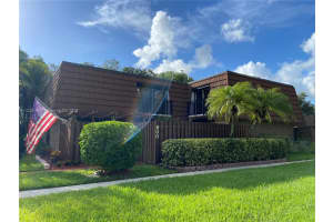 800 SW 119th Way, Davie, FL 33325, Sold 08/25/22