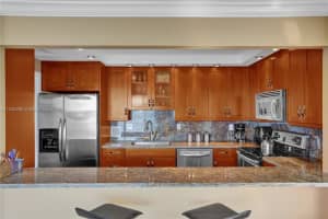 11111 Biscayne Blvd, Miami, FL 33181, Sold 11/28/22