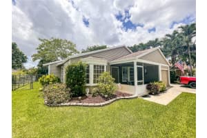 1641 SW 129th Way, Davie, FL 33325, Sold 08/19/22