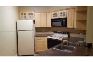 9711 Fontainebleau Blvd D208, Miami, FL 33172, Sold 08/16/22