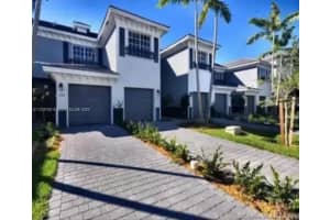 3588 NW 13th St, Lauderhill, FL 33311, Sold 09/26/22
