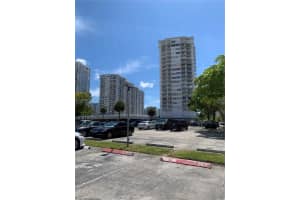 18041 Biscayne Blvd APT 1203, Aventura, FL 33160, Sold 10/21/22