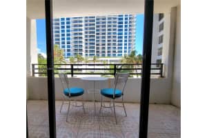 3505 S Ocean Dr APT 218, Hollywood, FL 33019, Sold 08/29/22