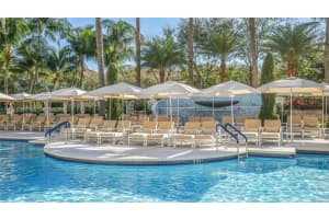 20165 NE 39th Pl APT 401, Aventura, FL 33180, Sold 11/09/22