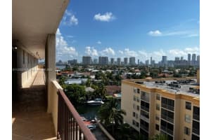 2903 NE 163rd St APT 903, North Miami Beach, FL 33160, Sold 10/11/22