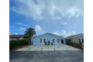 11431 SW 33rd Ln, Miami, FL 33165, Sold 04/28/23