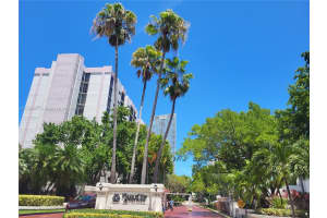 17021 N Bay Rd APT 729, Sunny Isles Beach, FL 33160, Sold 10/11/22