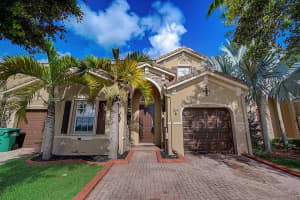 906 SW 153rd Ct a, Miami, FL 33194, Sold 09/12/22