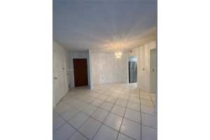3706 Broadway Apt 13-B, Fort Myers, FL 33901, Sold 08/09/22