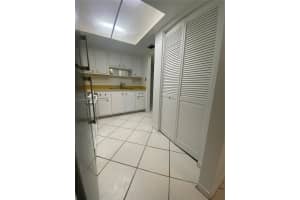 3706 Broadway Apt 13-B, Fort Myers, FL 33901, Sold 08/09/22