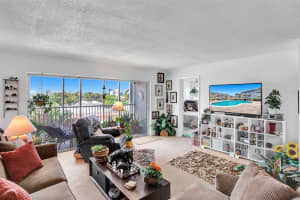 330 SE 2nd St #405g, Hallandale Beach, FL 33009, Sold 04/12/23