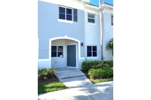 1681 SE 30th St, Homestead, FL 33035, Sold 08/26/22