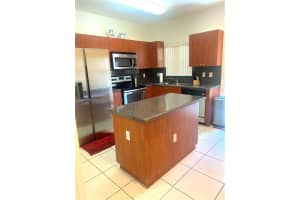 1681 SE 30th St, Homestead, FL 33035, Sold 08/26/22