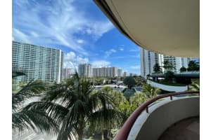 15645 Collins Ave APT 501, Sunny Isles Beach, FL 33160, Sold 08/19/22