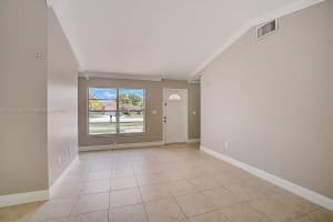 5730 NW 199th St, Hialeah, FL 33015, Sold 12/14/22