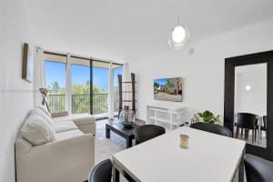 3101 N Country Club Dr APT 506, Aventura, FL 33180, Sold 09/27/22