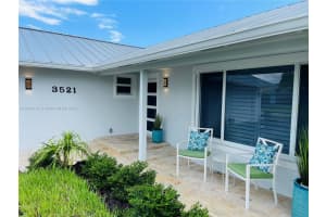 3521 SE Court Dr, Stuart, FL 34997, Sold 01/20/23