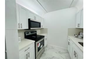 8260 SW 210th St APT 220, Cutler Bay, FL 33189, Sold 08/25/22